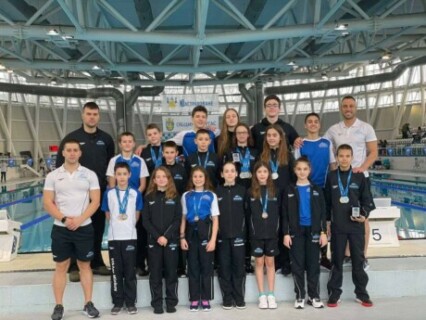 21 MEDALS AND 2 PRIZES FOR BEST ACHIEVEMENT AT SHARKS SWIMMING CUP BURGAS