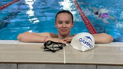 Симона Иванова с два национални рекорда и  подобрен собствен на държавното първенство по плуване в басейн  Спартак